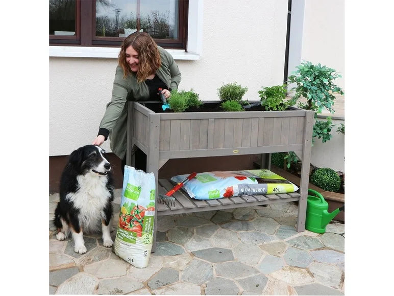 Potager en bois sur pieds