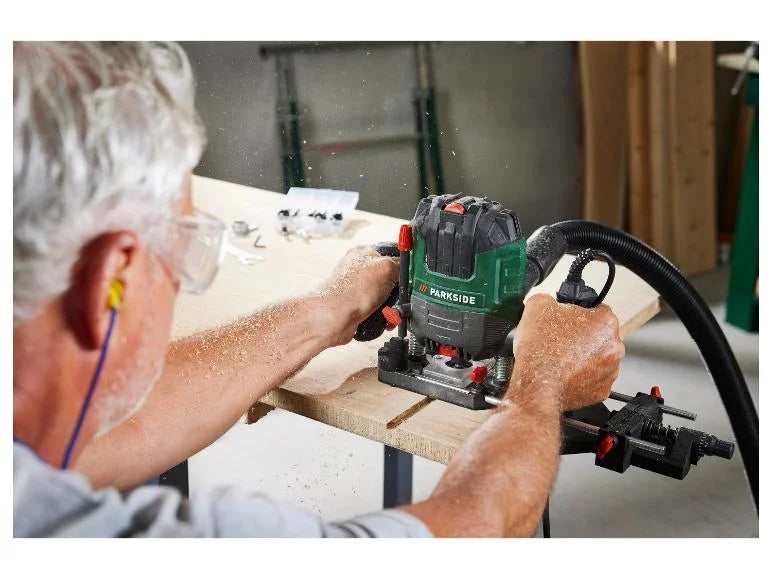 Défonceuse POF 1200 E4. 1200 W