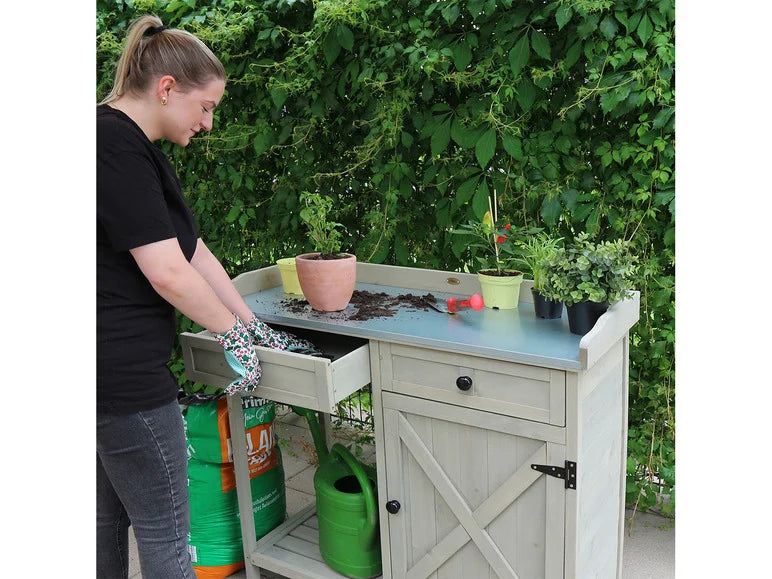 Table de jardin avec armoire inférieure. 98 x 48 x 95 cm