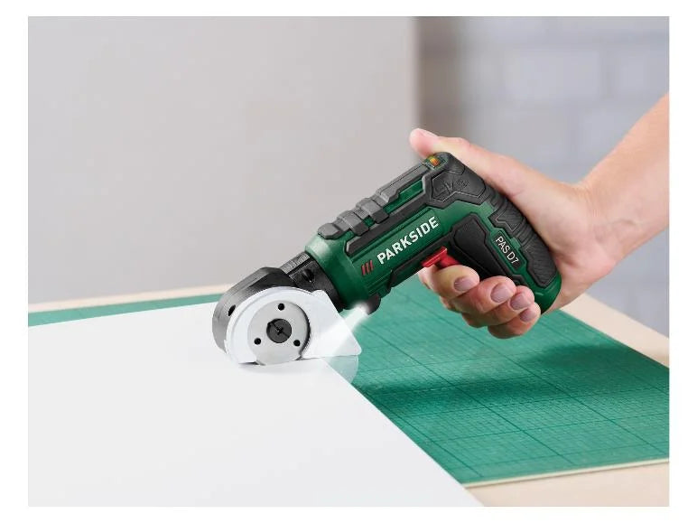 Visseuse sans fil avec embouts interchangeables PAS D7. 4 V
